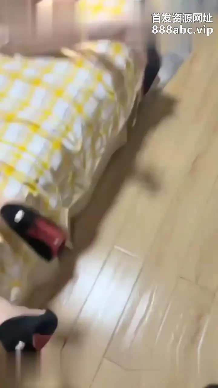 请输入图片描述 请输入图片描述