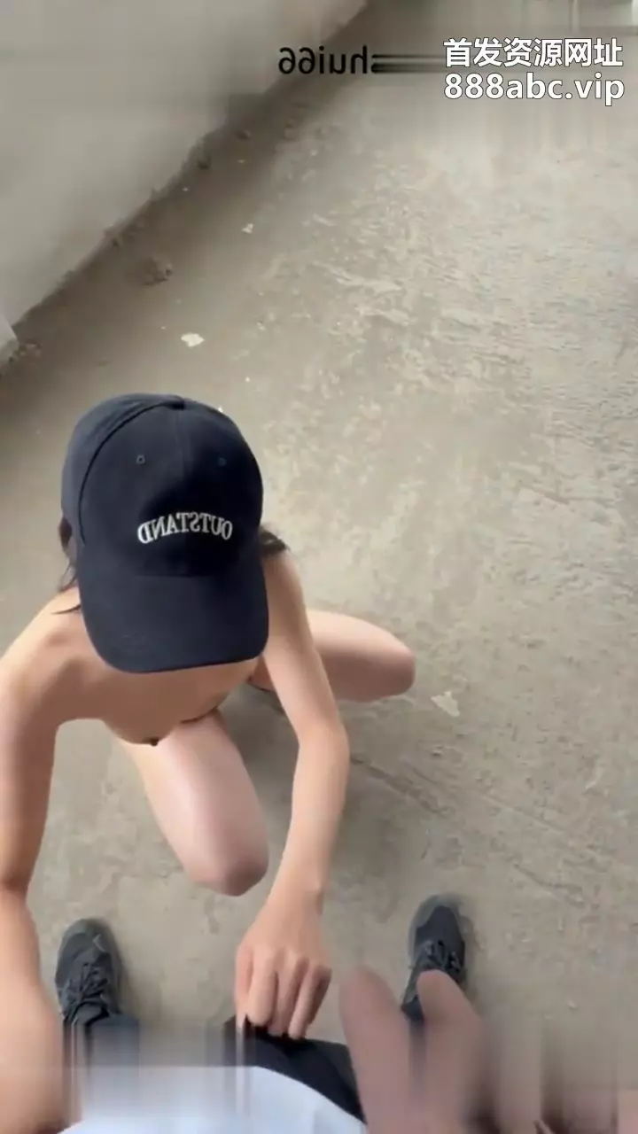 请输入图片描述