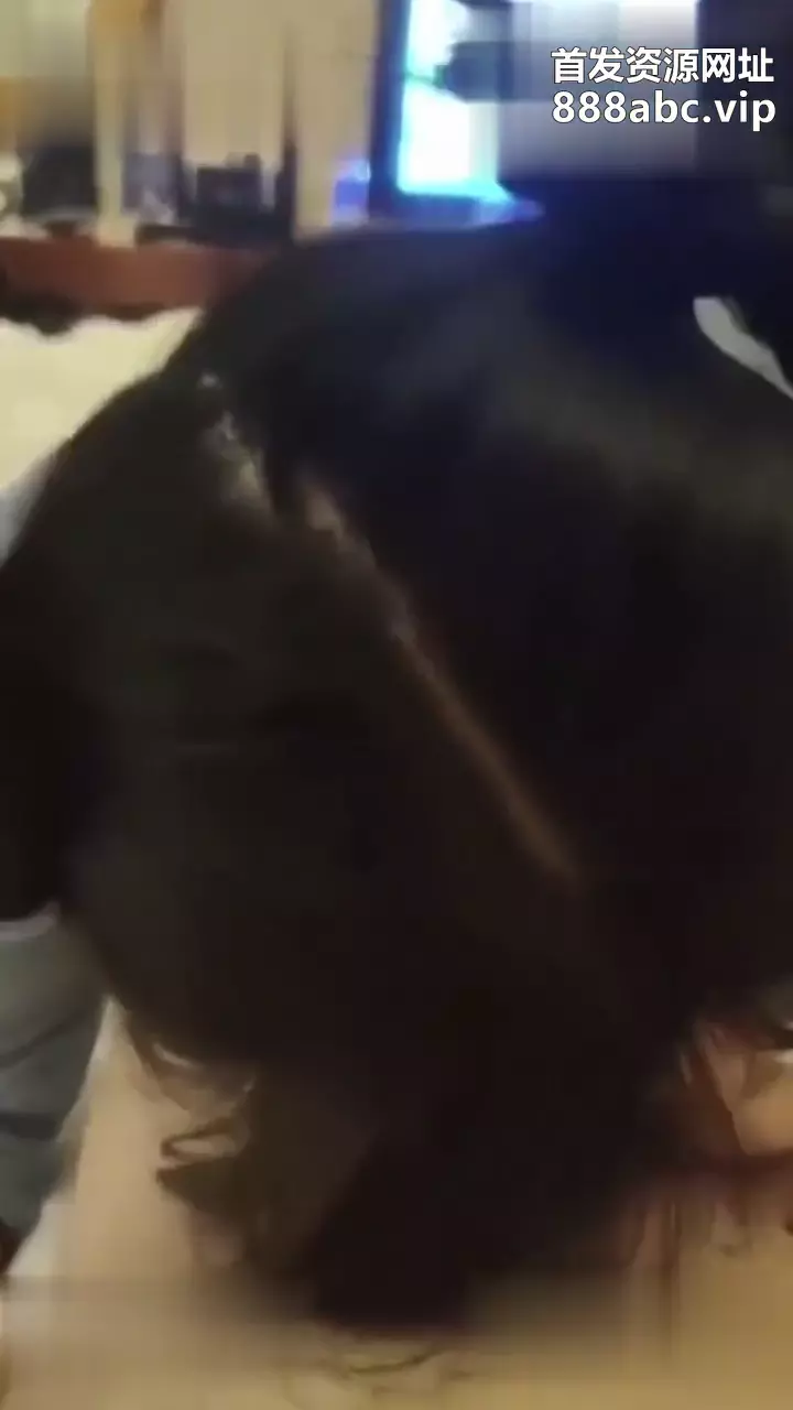 请输入图片描述