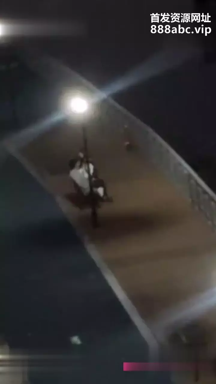 请输入图片描述